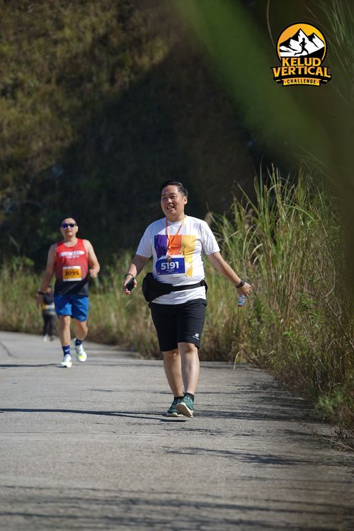 Race photo from Kelud Vertical Challenge 2024