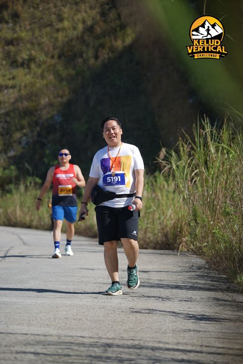 Race photo from Kelud Vertical Challenge 2024
