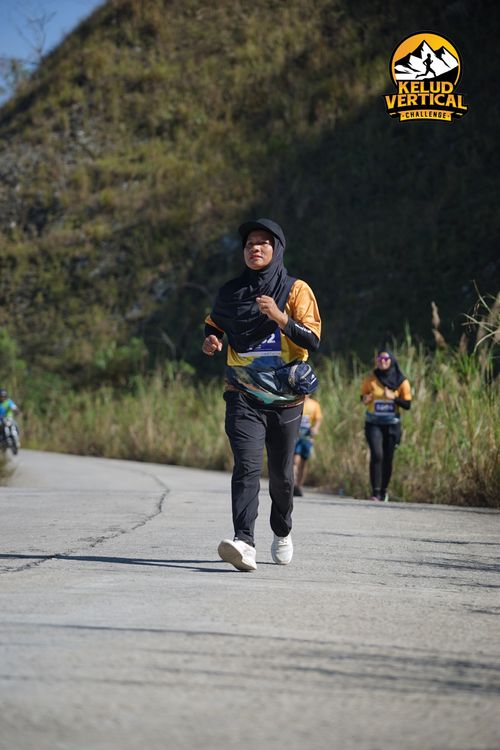 Race photo from Kelud Vertical Challenge 2024