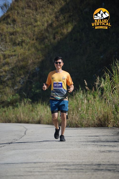 Race photo from Kelud Vertical Challenge 2024