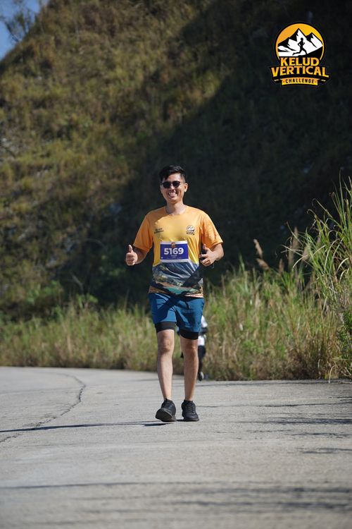 Race photo from Kelud Vertical Challenge 2024