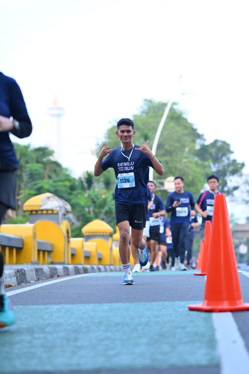 Race photo from KEMLU RUN 2025