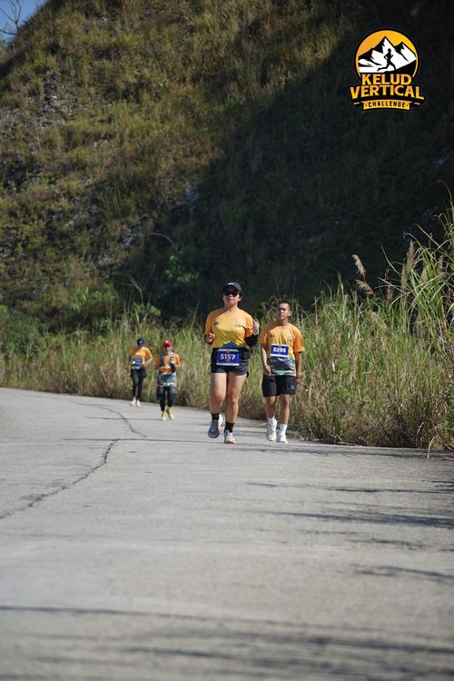Race photo from Kelud Vertical Challenge 2024