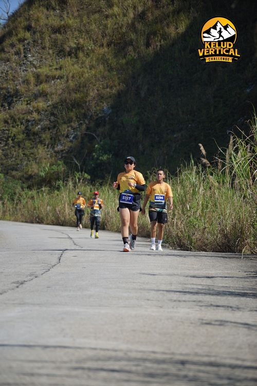 Race photo from Kelud Vertical Challenge 2024