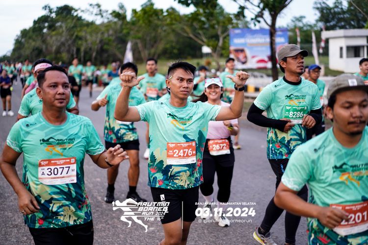 Race photo from Arutmin Borneo Run 2024