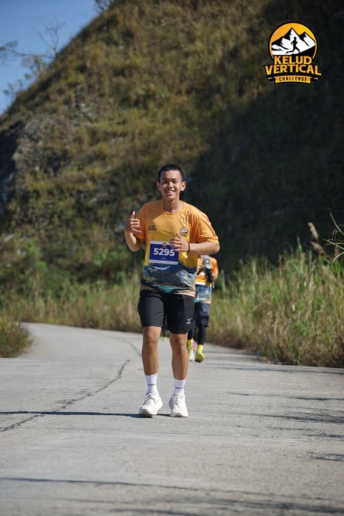 Race photo from Kelud Vertical Challenge 2024