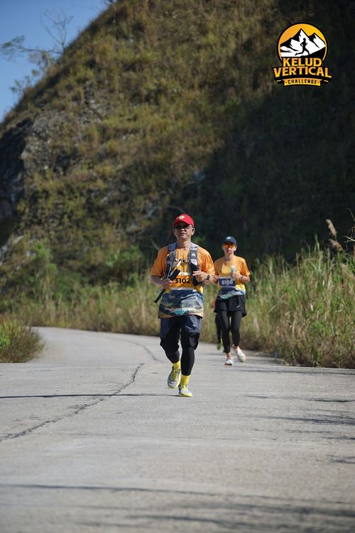 Race photo from Kelud Vertical Challenge 2024