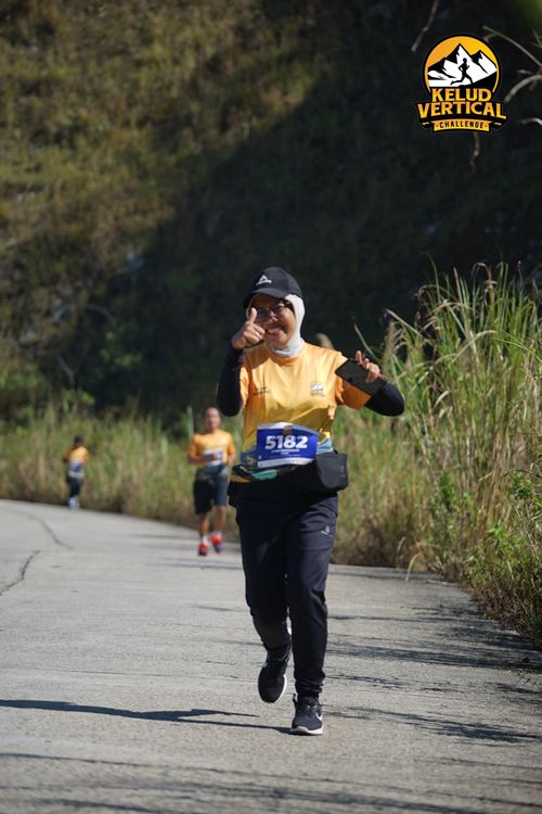 Race photo from Kelud Vertical Challenge 2024