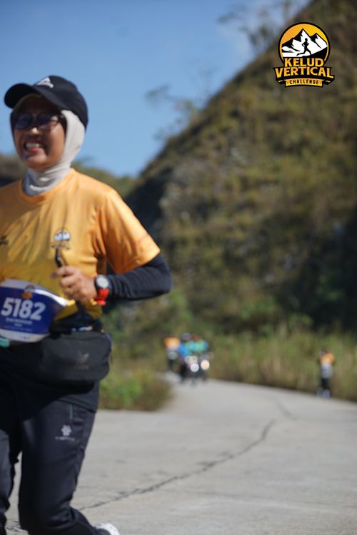 Race photo from Kelud Vertical Challenge 2024