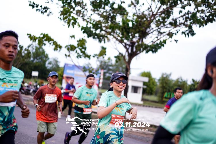 Race photo from Arutmin Borneo Run 2024