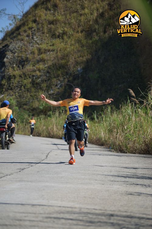 Race photo from Kelud Vertical Challenge 2024