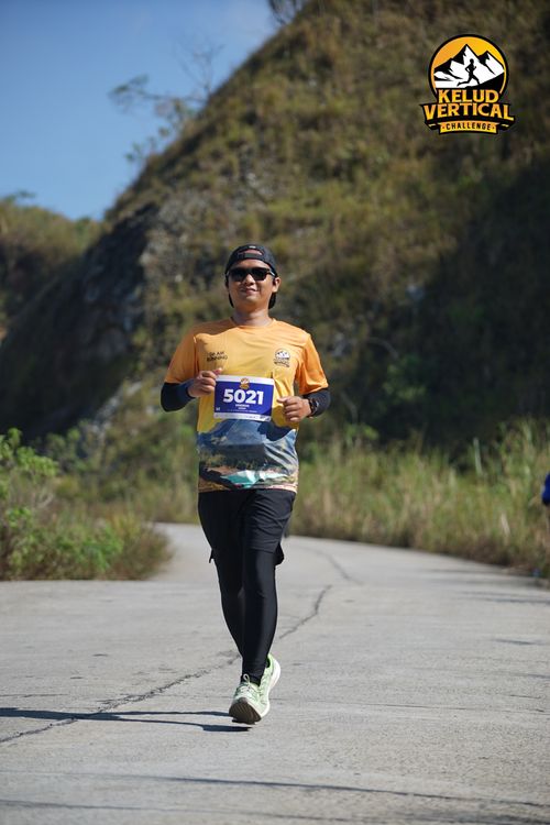 Race photo from Kelud Vertical Challenge 2024