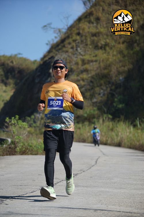 Race photo from Kelud Vertical Challenge 2024