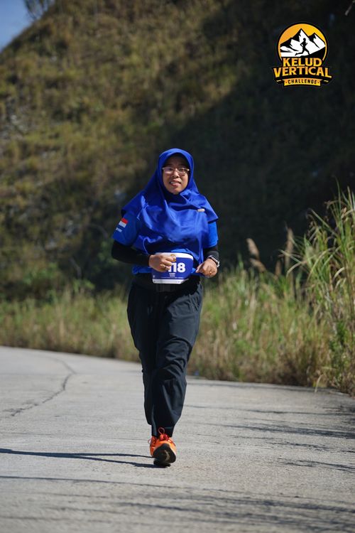 Race photo from Kelud Vertical Challenge 2024