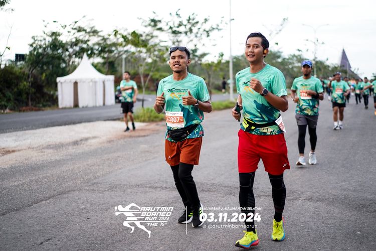Race photo from Arutmin Borneo Run 2024