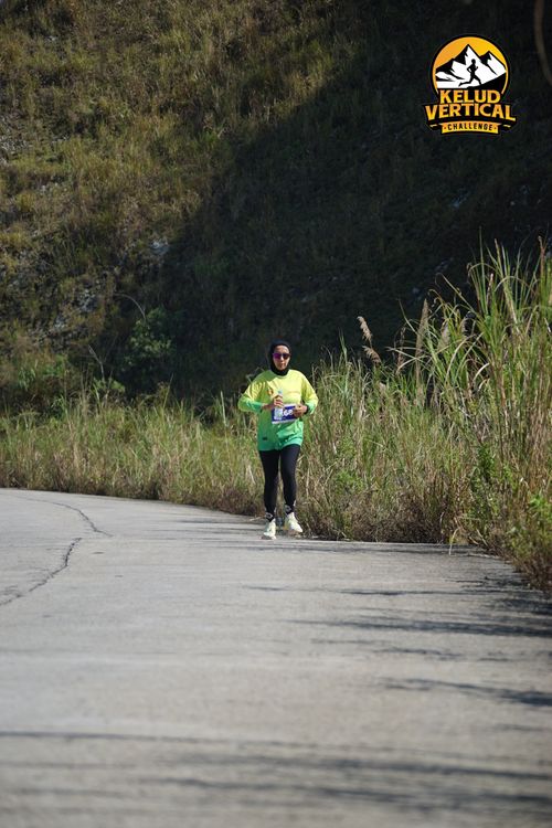 Race photo from Kelud Vertical Challenge 2024
