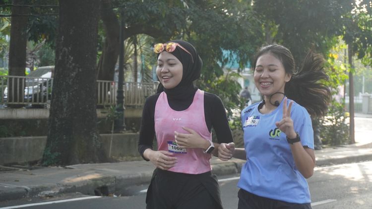 Race photo from Happy One Decade Unpad Runner