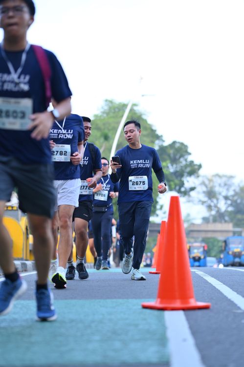 Race photo from KEMLU RUN 2025