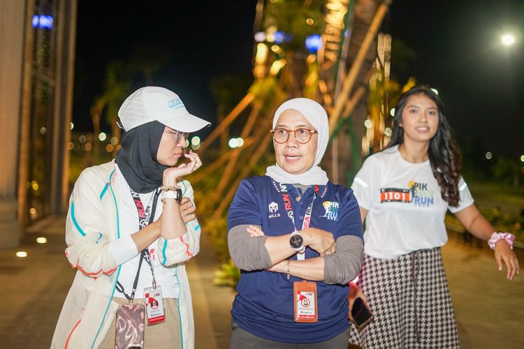 Race photo from PIK NITE RUN VIBES