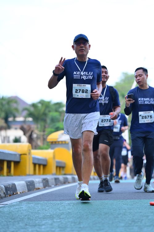 Race photo from KEMLU RUN 2025