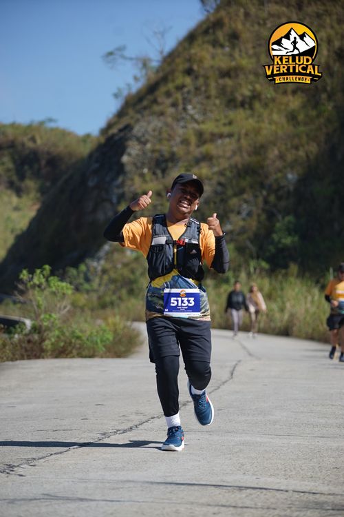 Race photo from Kelud Vertical Challenge 2024