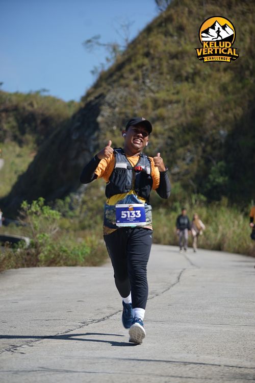 Race photo from Kelud Vertical Challenge 2024