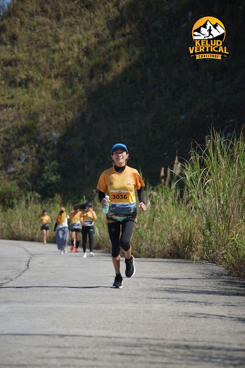 Race photo from Kelud Vertical Challenge 2024