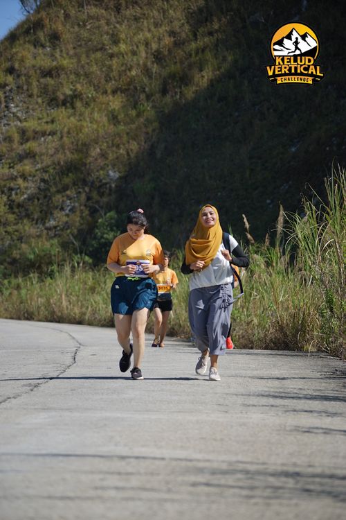 Race photo from Kelud Vertical Challenge 2024