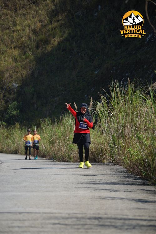 Race photo from Kelud Vertical Challenge 2024