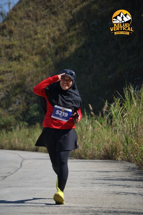 Race photo from Kelud Vertical Challenge 2024