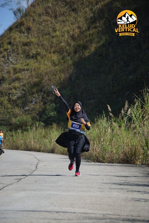 Race photo from Kelud Vertical Challenge 2024