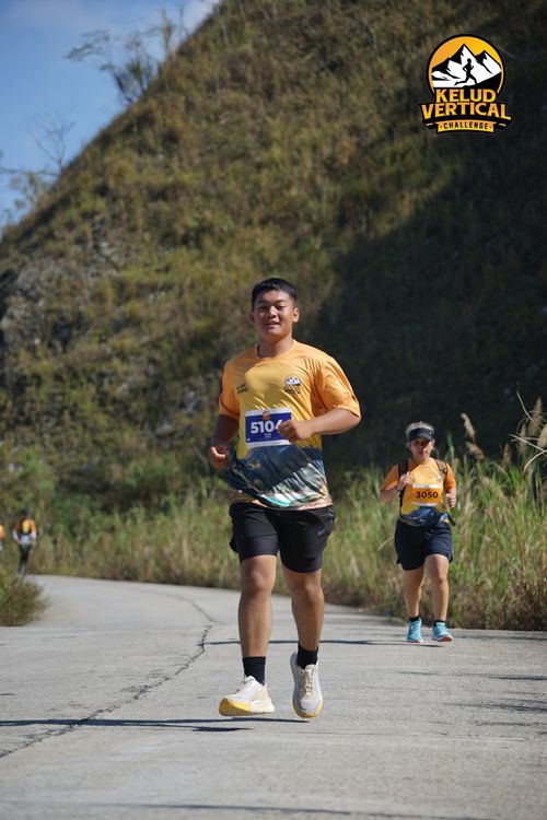 Race photo from Kelud Vertical Challenge 2024