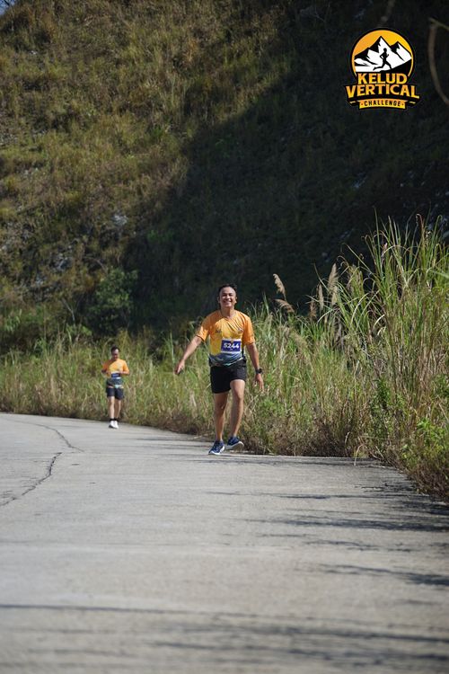 Race photo from Kelud Vertical Challenge 2024