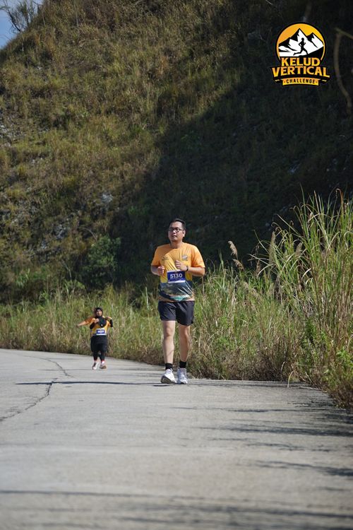 Race photo from Kelud Vertical Challenge 2024