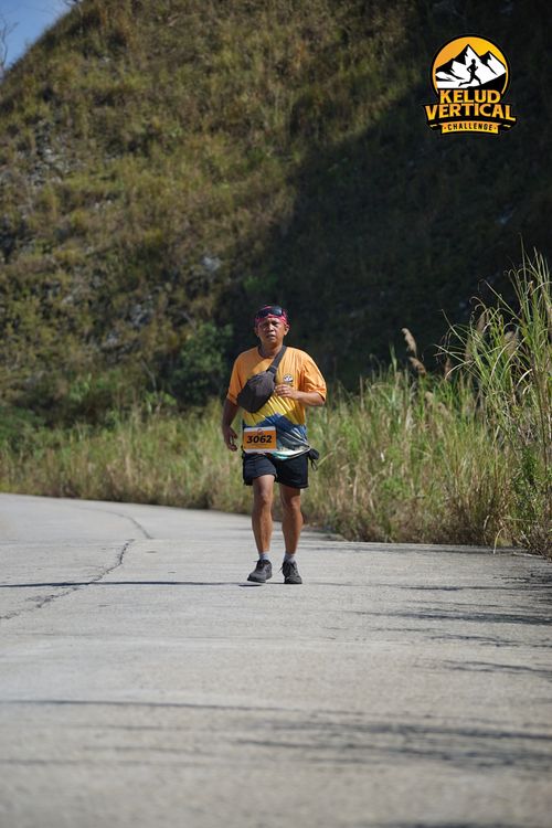 Race photo from Kelud Vertical Challenge 2024