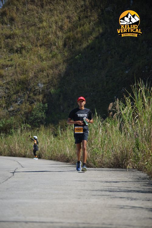 Race photo from Kelud Vertical Challenge 2024