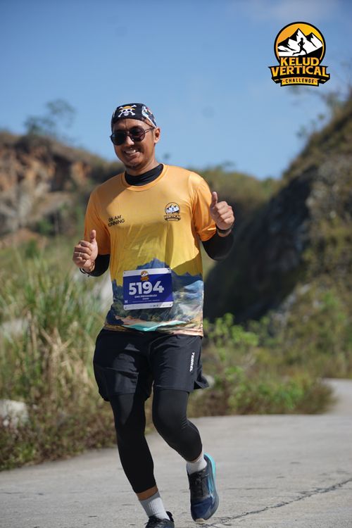 Race photo from Kelud Vertical Challenge 2024