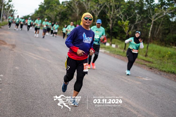 Race photo from Arutmin Borneo Run 2024