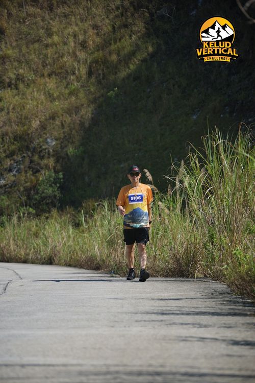 Race photo from Kelud Vertical Challenge 2024