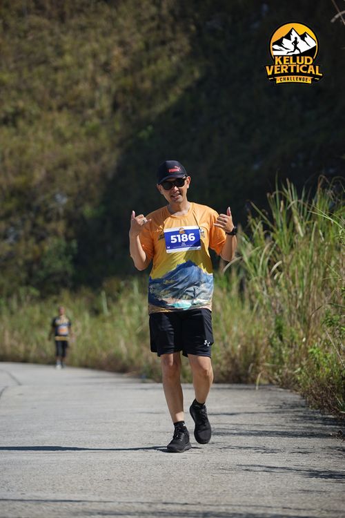 Race photo from Kelud Vertical Challenge 2024