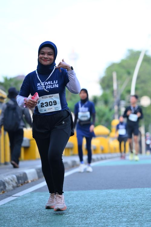 Race photo from KEMLU RUN 2025