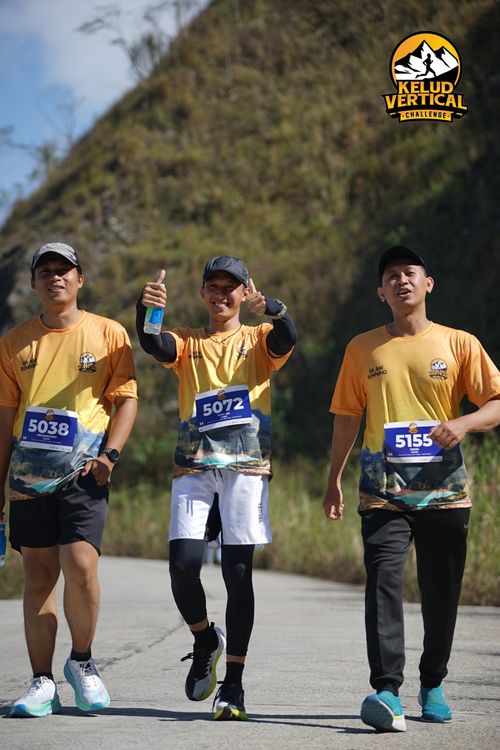 Race photo from Kelud Vertical Challenge 2024