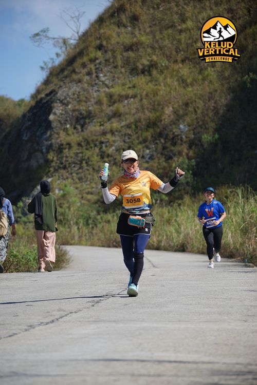 Race photo from Kelud Vertical Challenge 2024