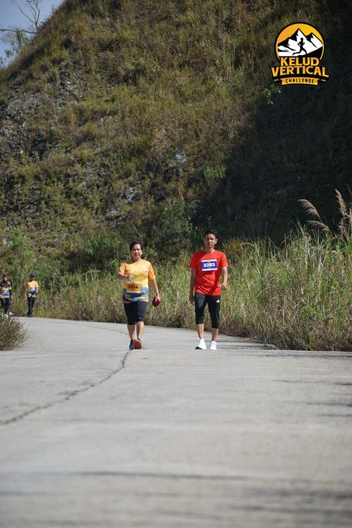 Race photo from Kelud Vertical Challenge 2024