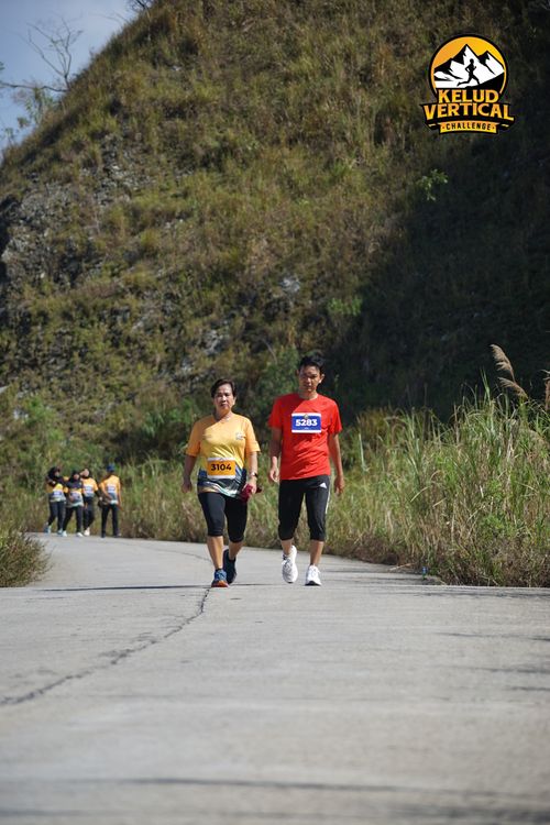Race photo from Kelud Vertical Challenge 2024