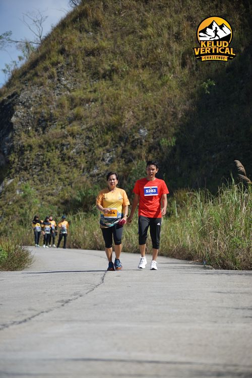Race photo from Kelud Vertical Challenge 2024