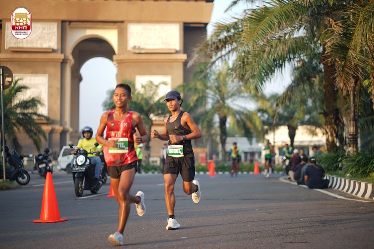 Race photo from Kediri Half Marathon 2024