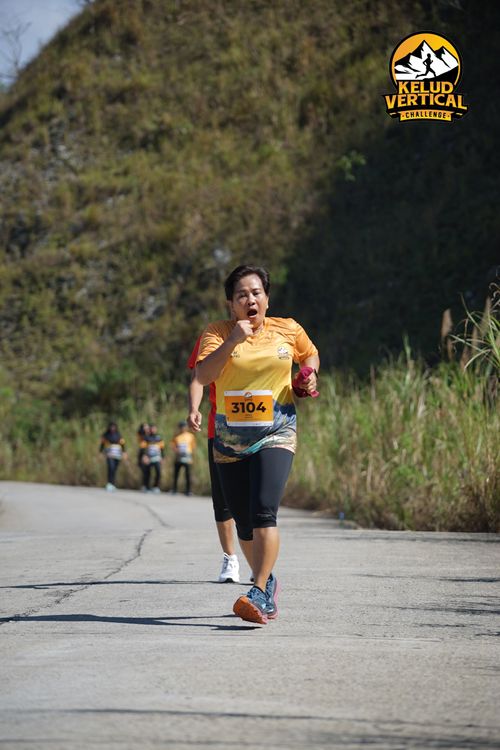 Race photo from Kelud Vertical Challenge 2024