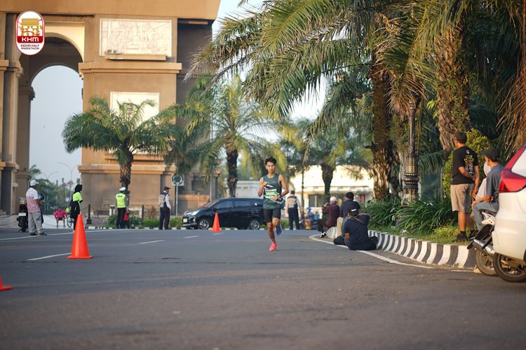 Race photo from Kediri Half Marathon 2024