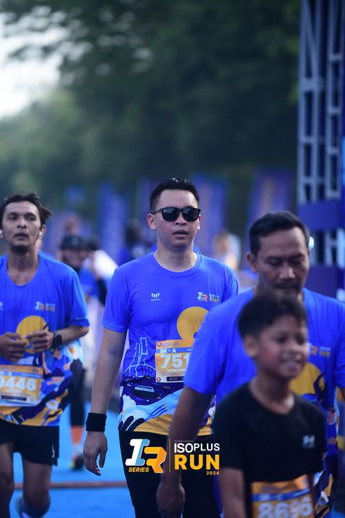 Race photo from Isoplus Run 2024 Surabaya
